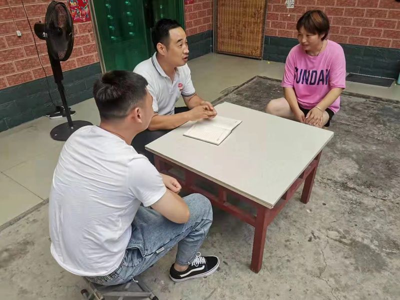博農(nóng)乳業(yè)黨支部扎實開展“入戶訪民情、我來辦實事”活動